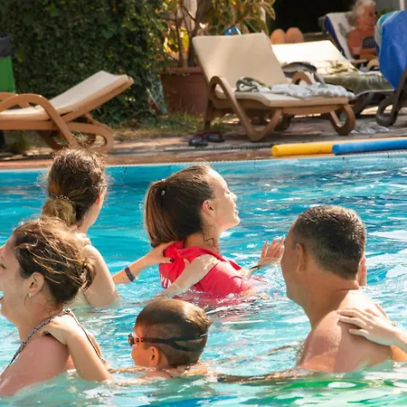 منتجع Helena Park ساني بيتش