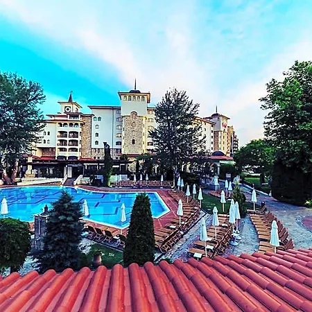 Helena Park Resort 5*