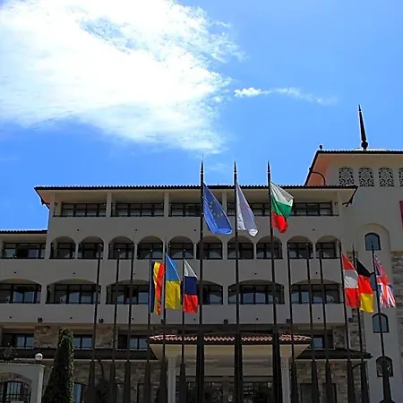 Resort Helena Park 5*