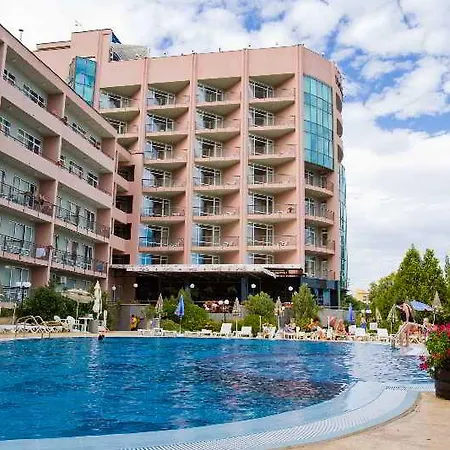 Üdülőközpont Helena Park Napospart