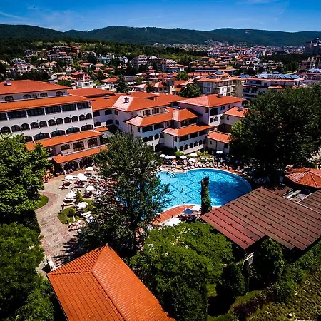 Helena Park ساني بيتش