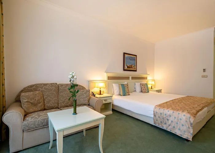 Helena Park Ośrodek wypoczynkowy 5*