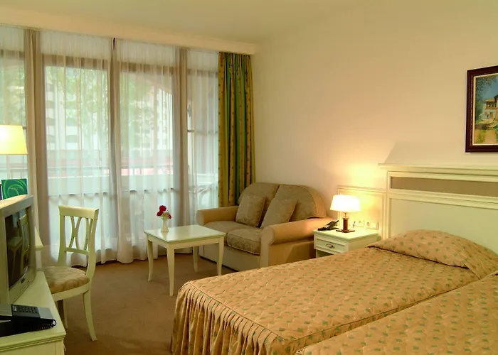 Ośrodek wypoczynkowy Helena Park 5*