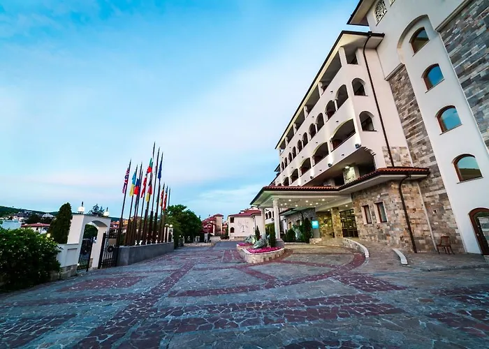 Ośrodek wypoczynkowy Helena Park 5*