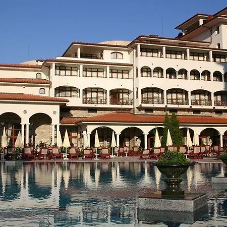 Здравен курорт хелена парк - ултра ол инклузив 5*