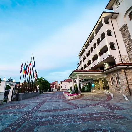 Resort Helena Park - Ultra 5*